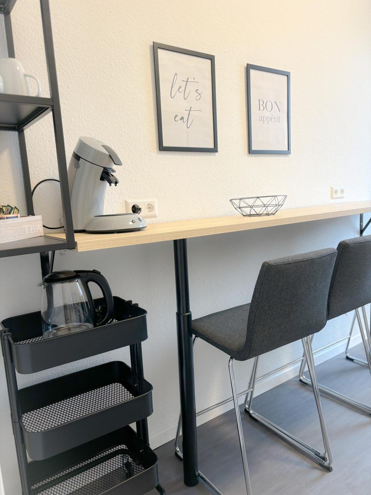 Helles City Apartment Fuer Familien & Gruppen Neu-Ulm Exterior foto